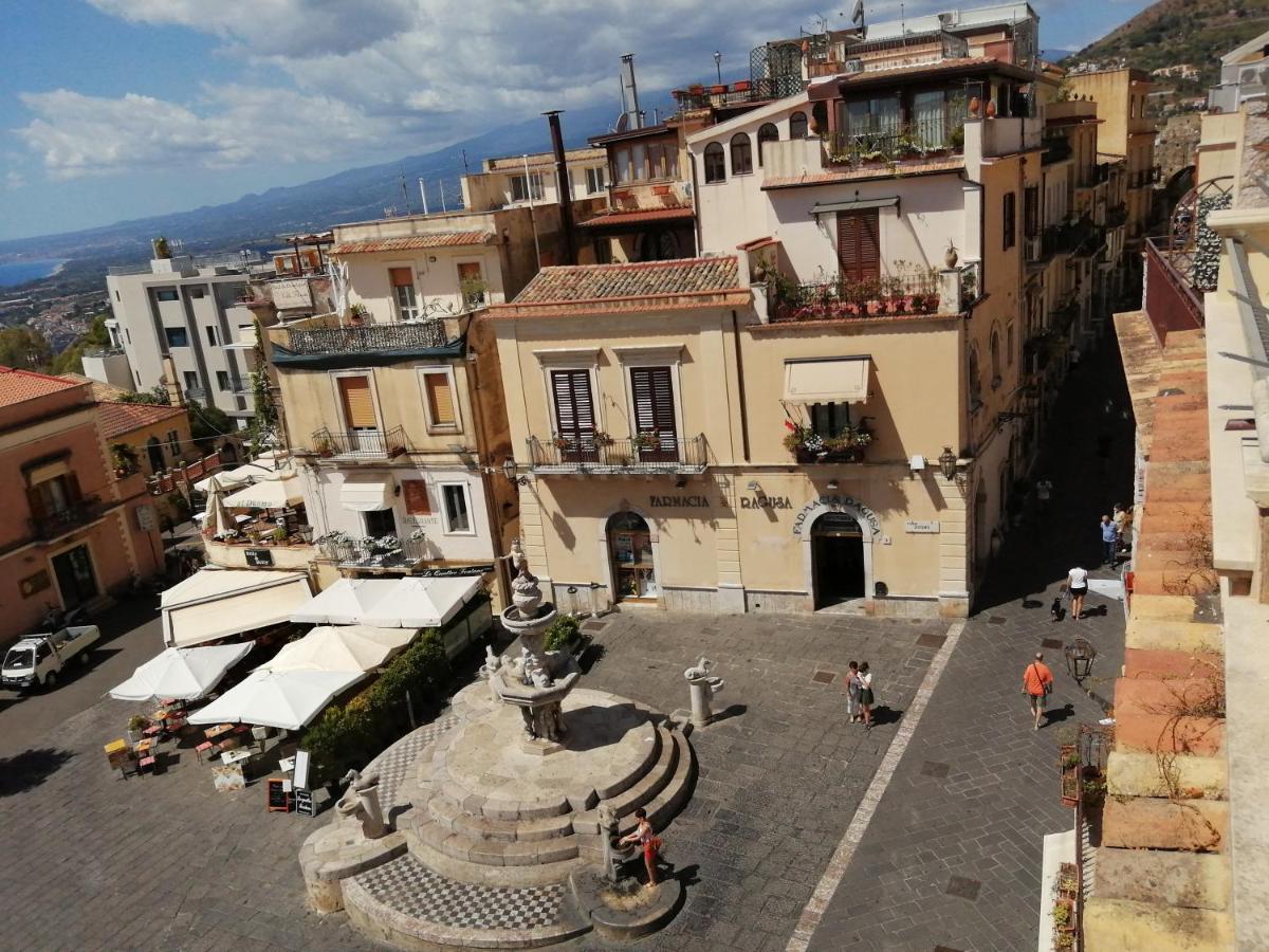 Aly Art Apartment Taormina Duomo, Gulf & Etna View Zewnętrze zdjęcie