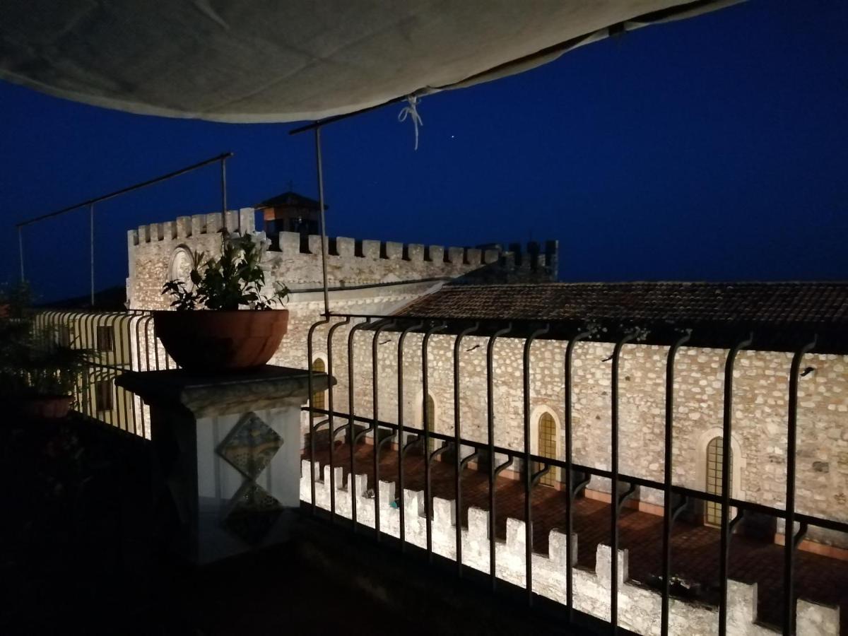 Aly Art Apartment Taormina Duomo, Gulf & Etna View Zewnętrze zdjęcie