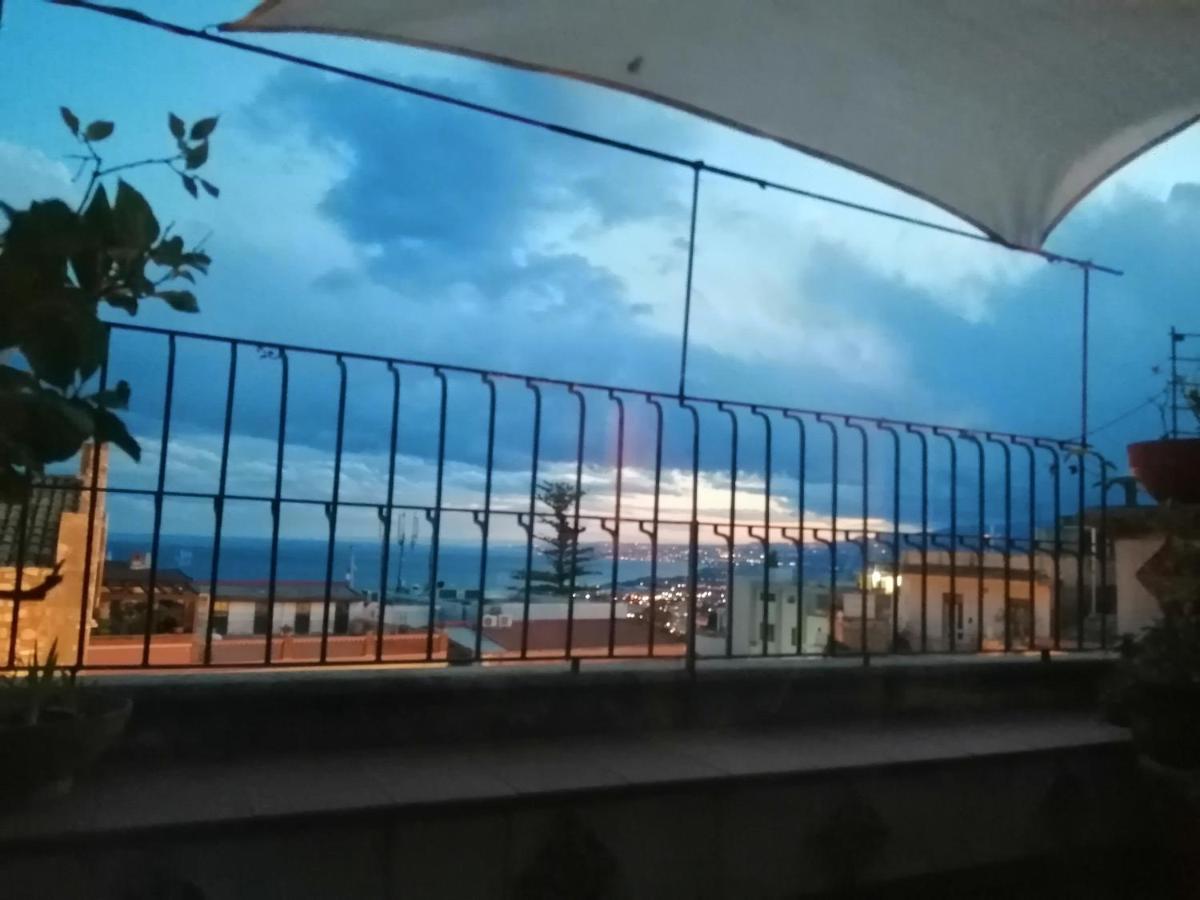 Aly Art Apartment Taormina Duomo, Gulf & Etna View Zewnętrze zdjęcie