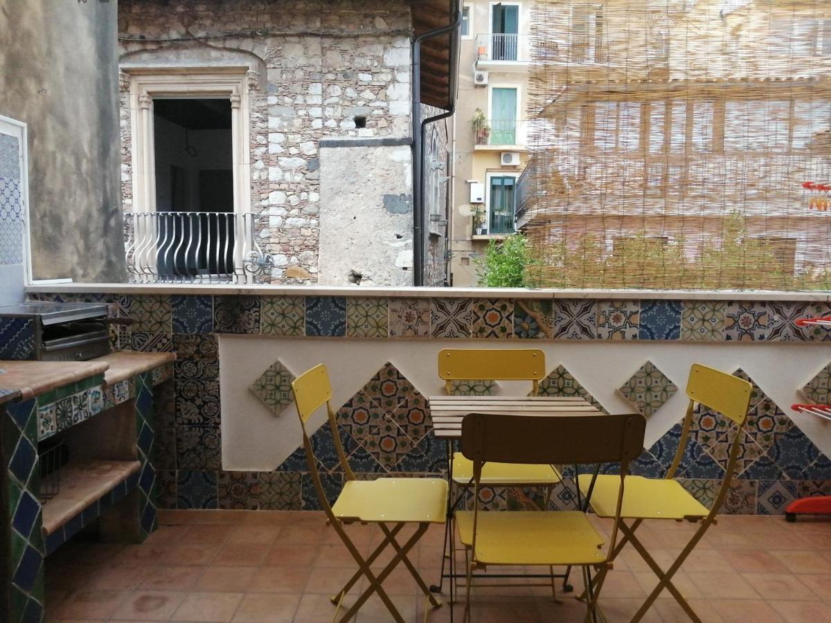 Aly Art Apartment Taormina Duomo, Gulf & Etna View Zewnętrze zdjęcie