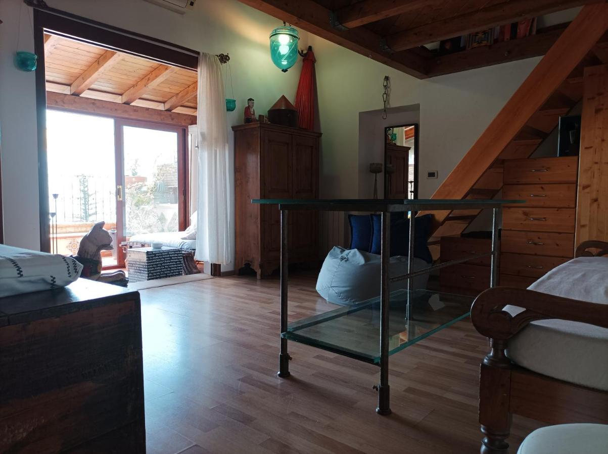 Aly Art Apartment Taormina Duomo, Gulf & Etna View Zewnętrze zdjęcie